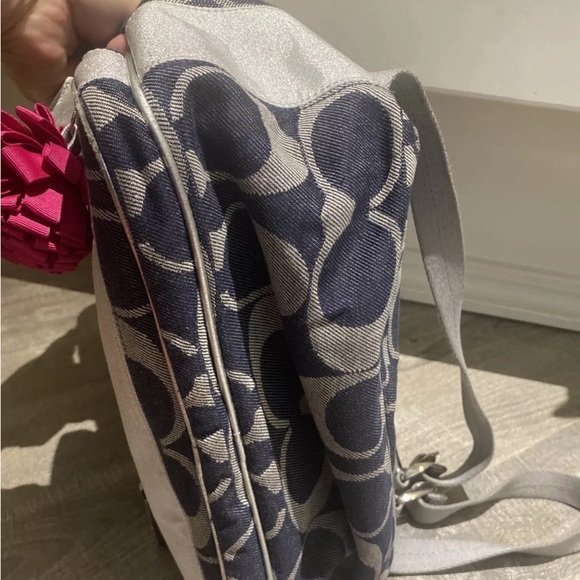 Rare. Coach Book bag. - Picture 2 of 8